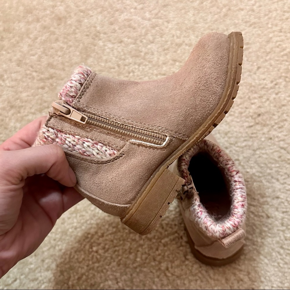 True Craft Knit Booties - Picture 7 of 10